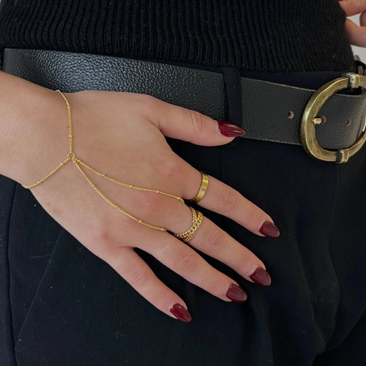 Isla Hand Chain EVRY JEWELS