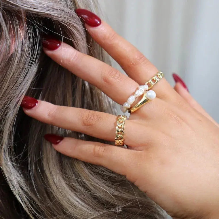 Unchained Ring EVRY JEWELS